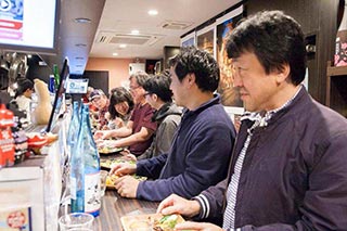 食堂プエドバルにて 食堂プエドバルにて