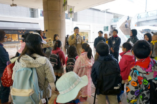 10:00 北千住駅西口に集合。皆の今日のミッションを説明。 10:00 北千住駅西口に集合。皆の今日のミッションを説明。